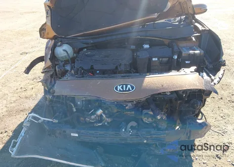 2020 Kia Sportage S z USA, uszkodzony, nr VIN KNDP63AC5L7774019